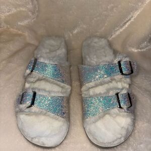 H2K Glittery Silver and White Furry Slip on Sandals